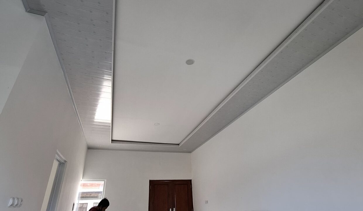 Jual Rumah Elit 2 Lantai di Colomadu Solo (7)